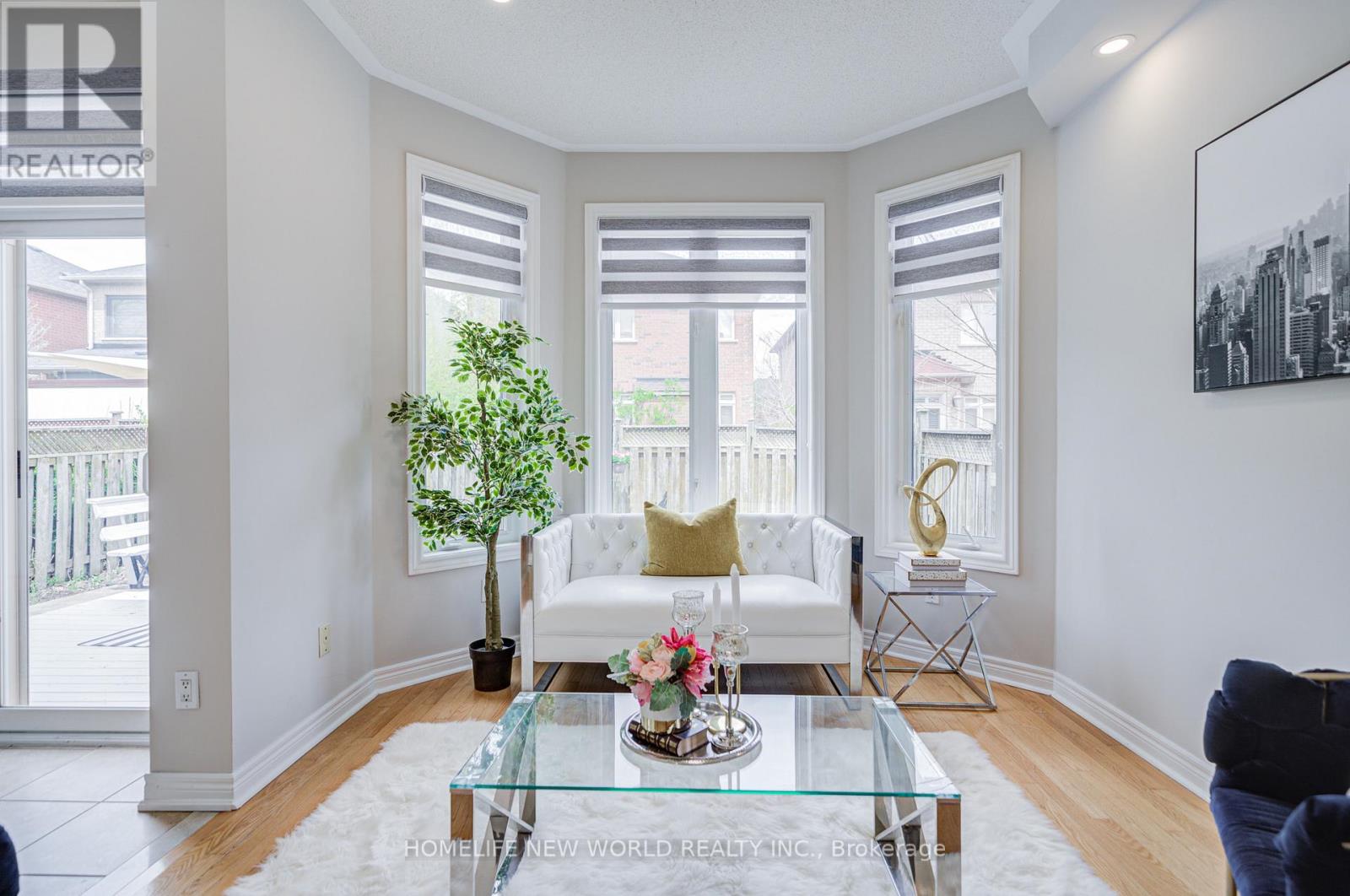 58 Saint Damian Avenue, Vaughan, Ontario  L4H 2L5 - Photo 9 - N13115462