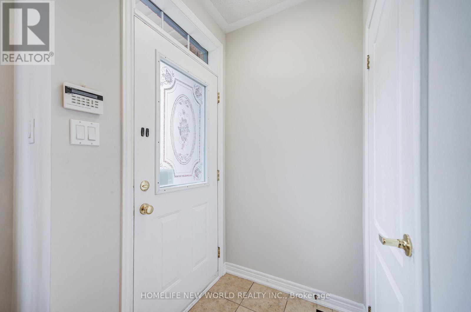 58 Saint Damian Avenue, Vaughan, Ontario  L4H 2L5 - Photo 4 - N13115462