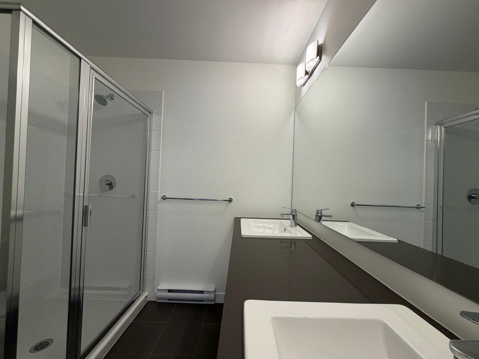304 15735 85 Avenue, Surrey, British Columbia  V4N 6Z1 - Photo 11 - R3125691