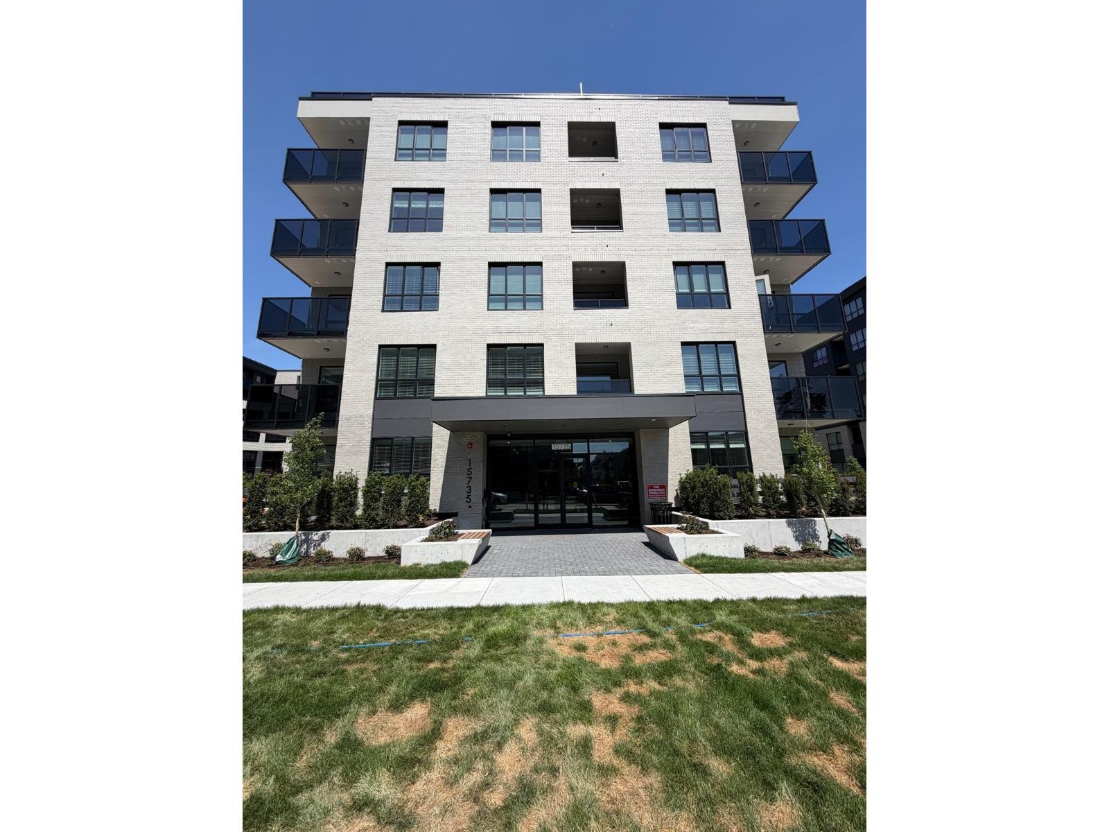 304 15735 85 Avenue, Surrey, British Columbia  V4N 6Z1 - Photo 7 - R3125691