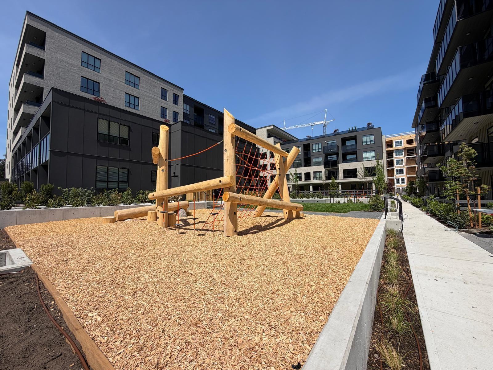 304 15735 85 Avenue, Surrey, British Columbia  V4N 6Z1 - Photo 6 - R3125691