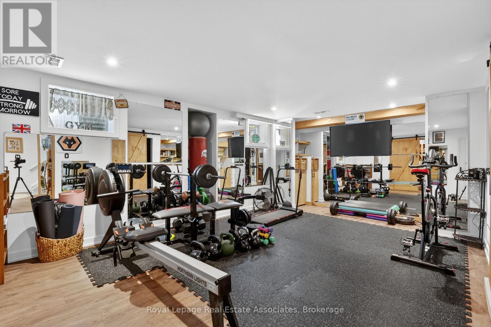 174 Cheverie Street, Oakville, Ontario L6J 6C4 - Photo 41 - W13156440
