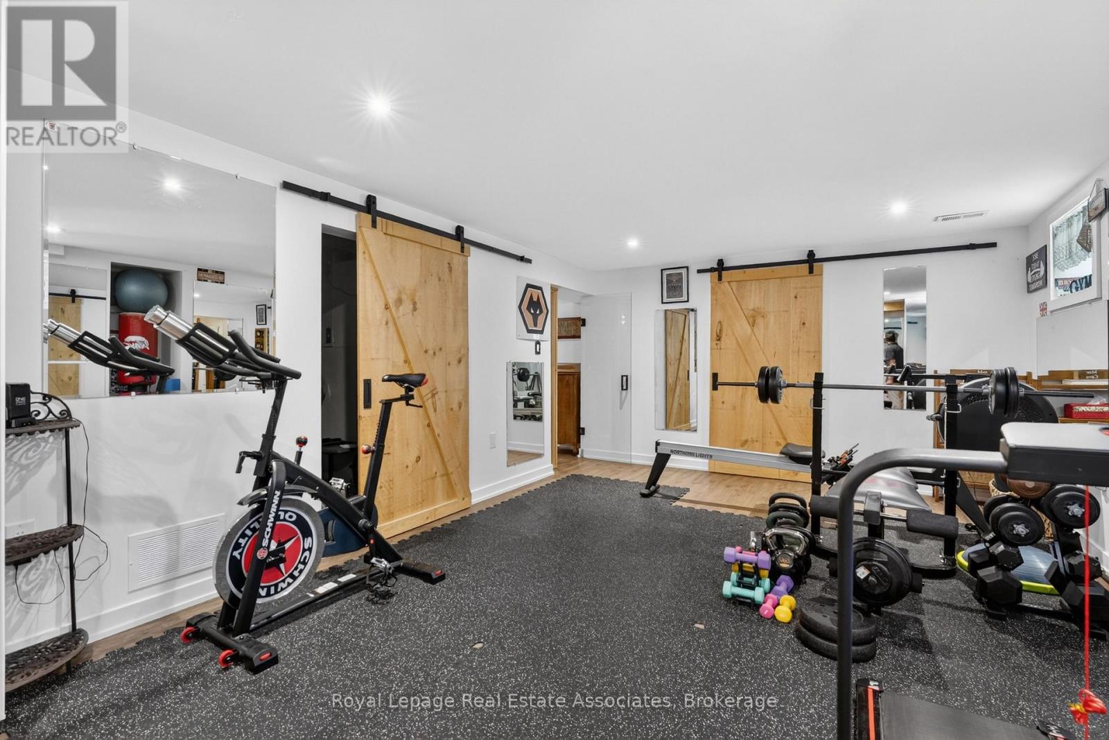 174 Cheverie Street, Oakville, Ontario L6J 6C4 - Photo 42 - W13156440