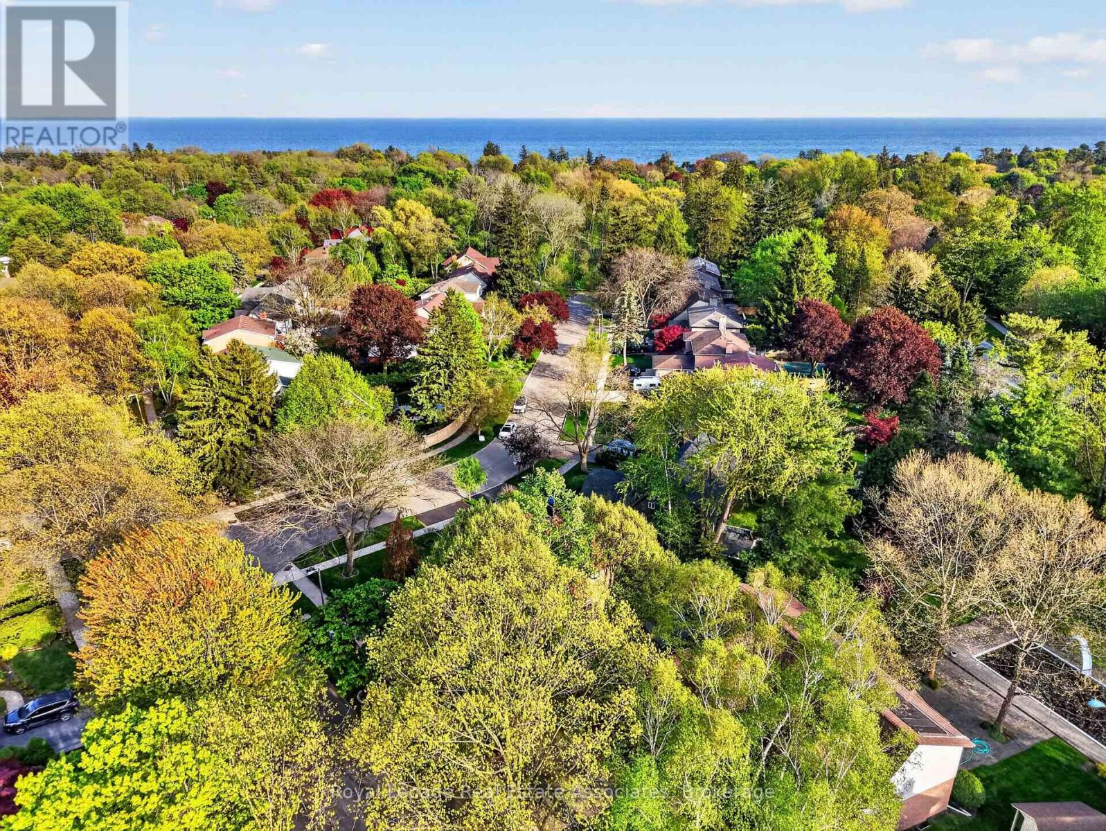 174 Cheverie Street, Oakville, Ontario L6J 6C4 - Photo 48 - W13156440