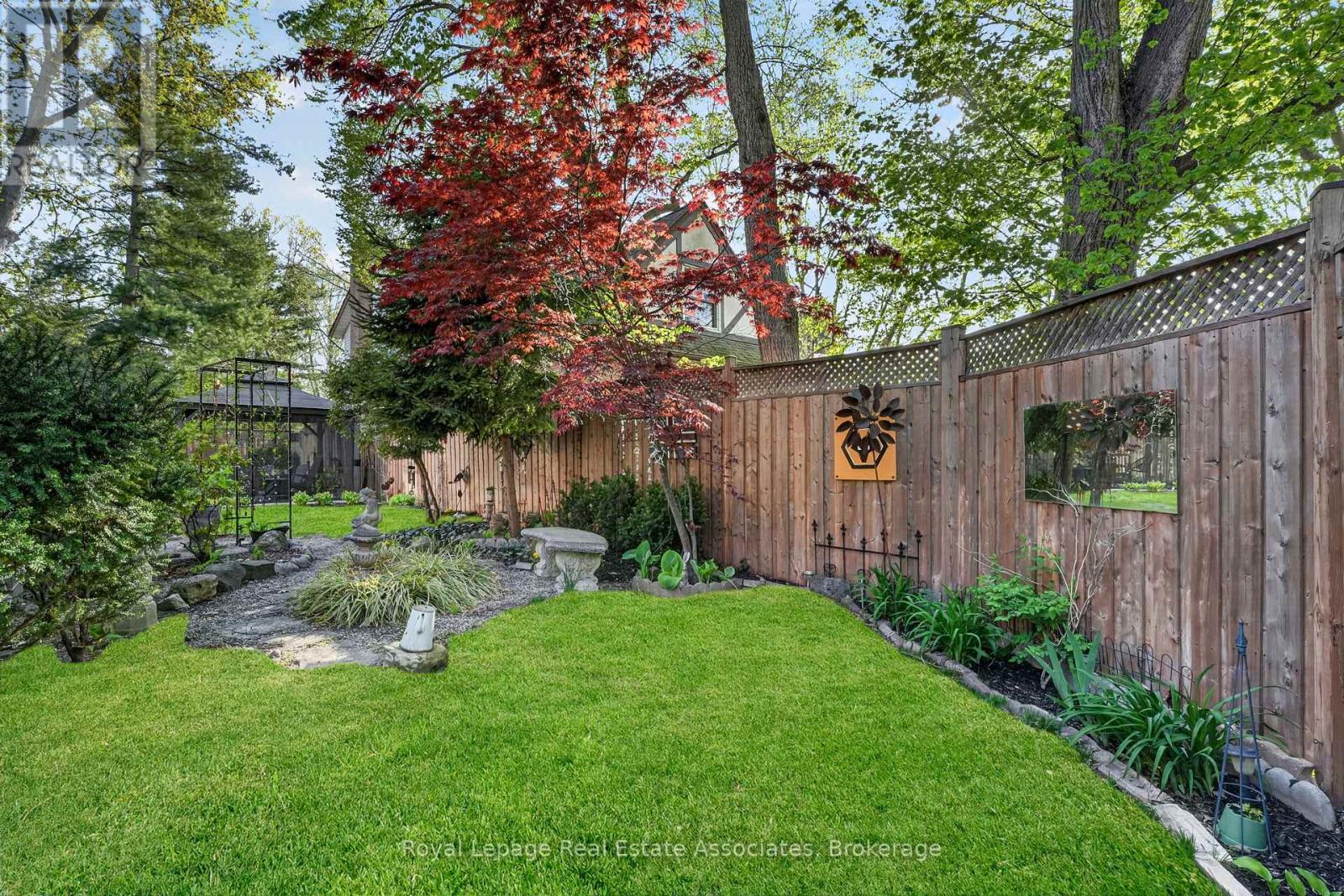 174 Cheverie Street, Oakville, Ontario L6J 6C4 - Photo 44 - W13156440