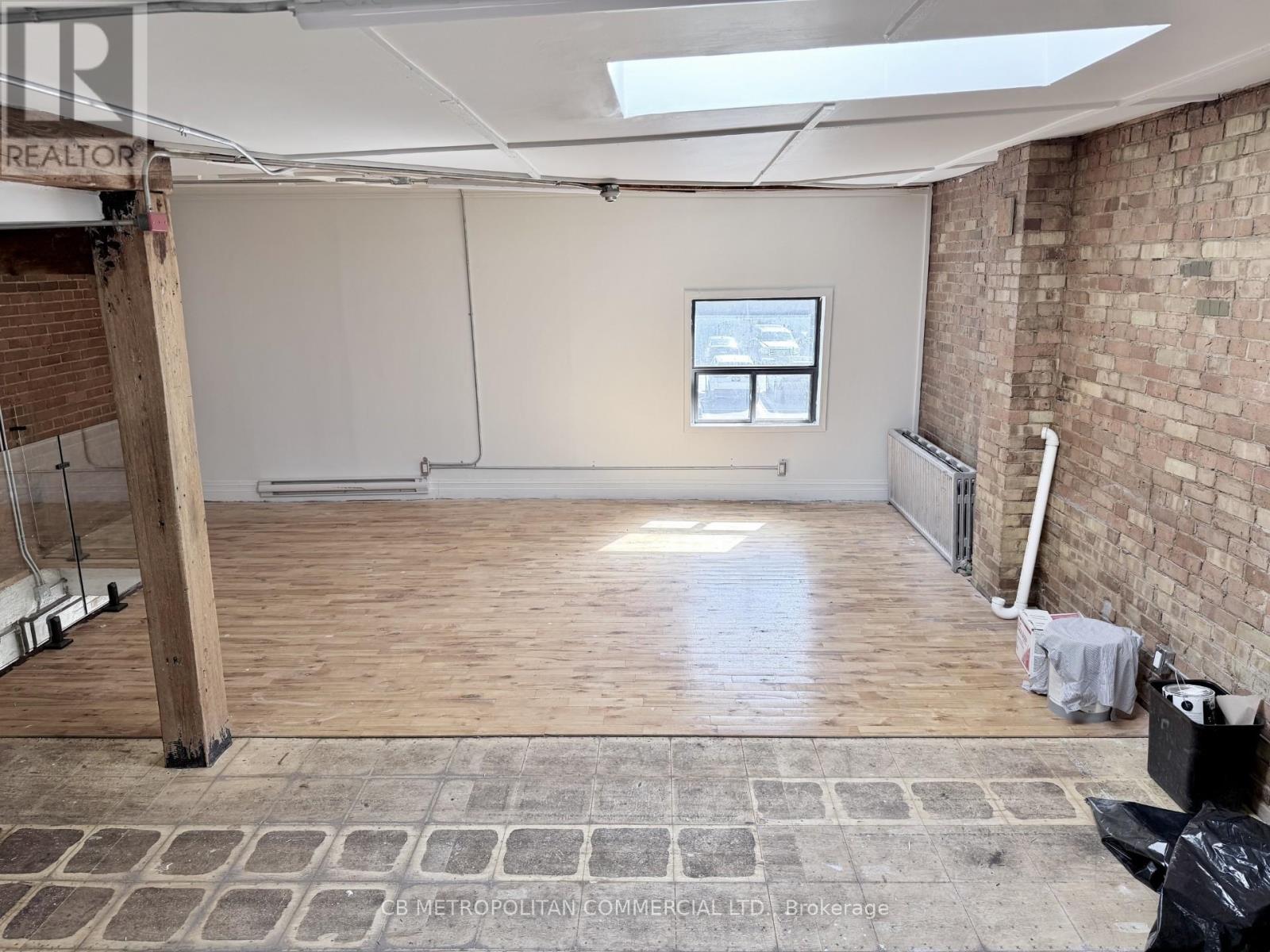9-Rear - 531-533 Yonge Street, Toronto, Ontario M4Y 1Y5 - Photo 2 - C13053970