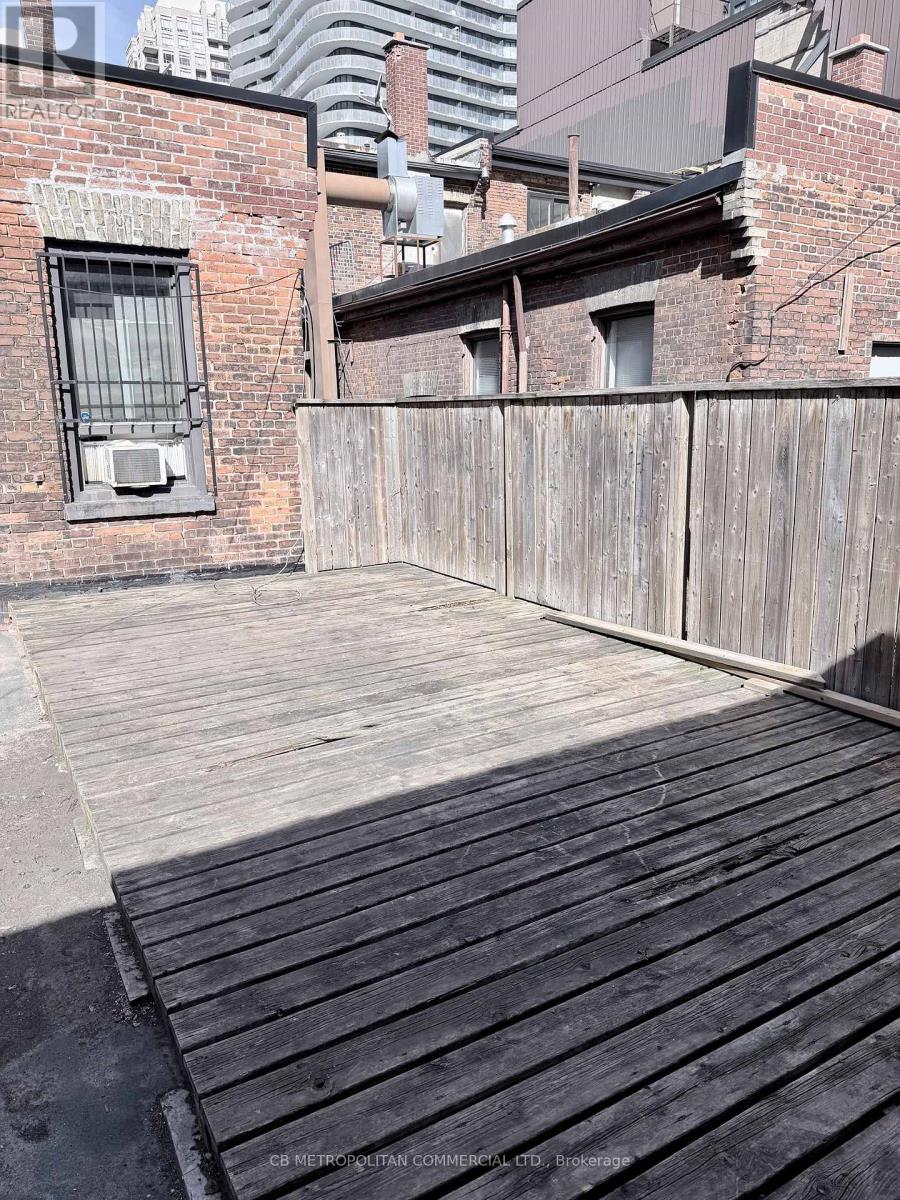 9-Rear - 531-533 Yonge Street, Toronto, Ontario M4Y 1Y5 - Photo 3 - C13053970
