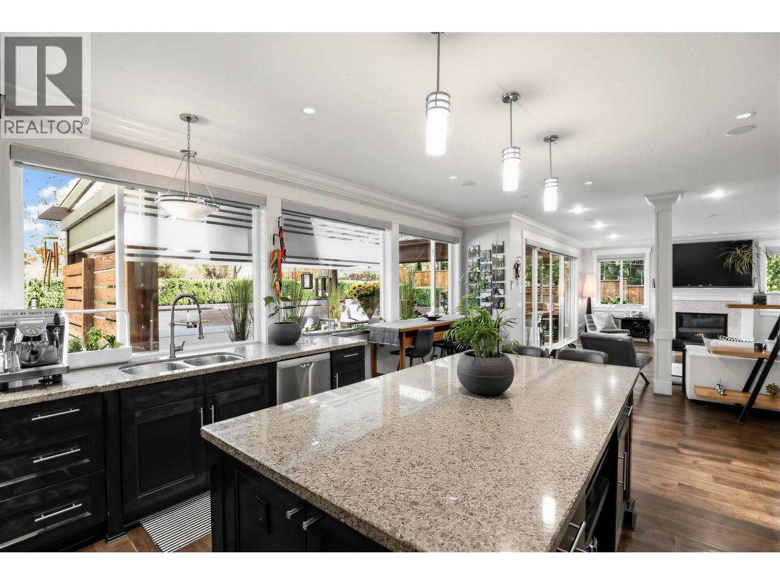 1376 Dyck Road, North Vancouver, British Columbia V7K 1S2 - Photo 12 - R3124217