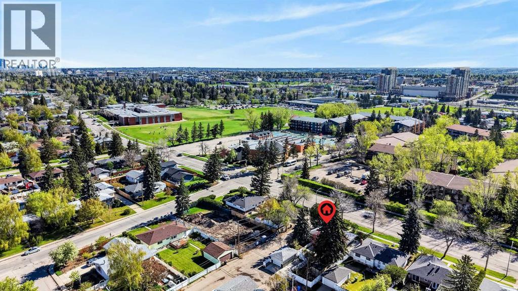 9211 Elbow Drive SW, Calgary, Alberta  T2V 1L5 - Photo 48 - A2309600