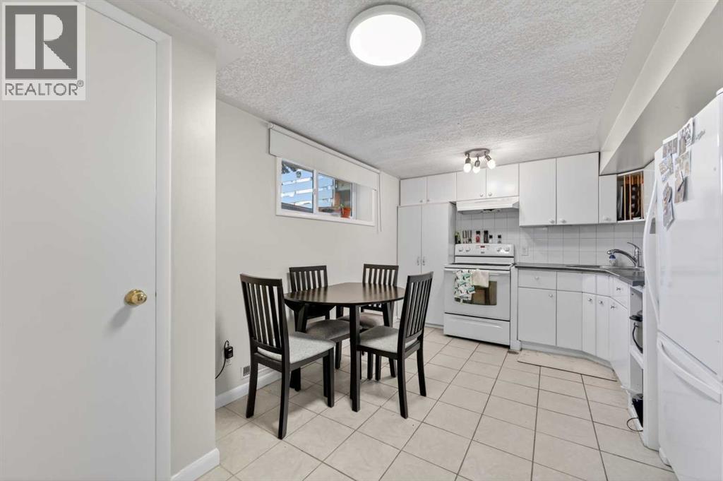 9211 Elbow Drive SW, Calgary, Alberta  T2V 1L5 - Photo 23 - A2309600