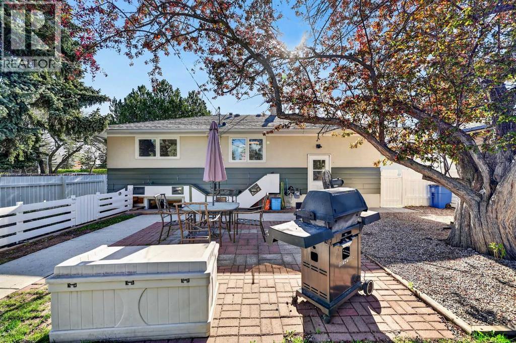 9211 Elbow Drive SW, Calgary, Alberta  T2V 1L5 - Photo 36 - A2309600