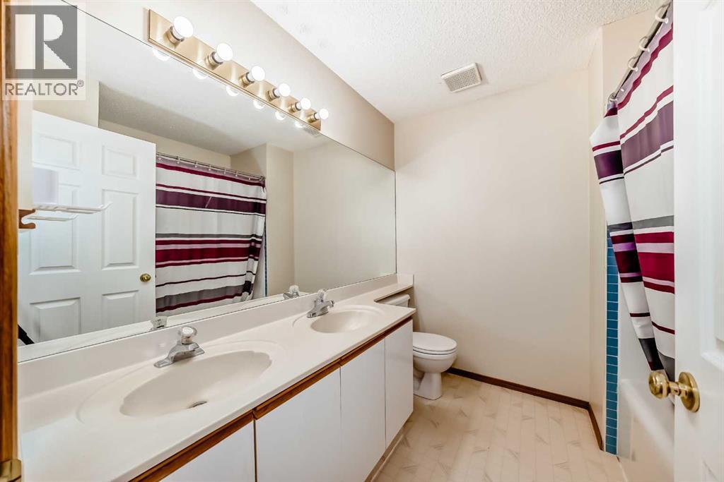31 Harvest Oak Circle NE, Calgary, Alberta  T3K 4S6 - Photo 25 - A2312205