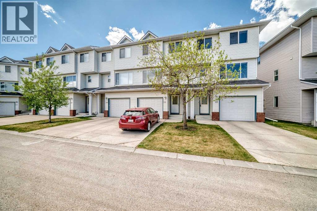 31 Harvest Oak Circle NE, Calgary, Alberta