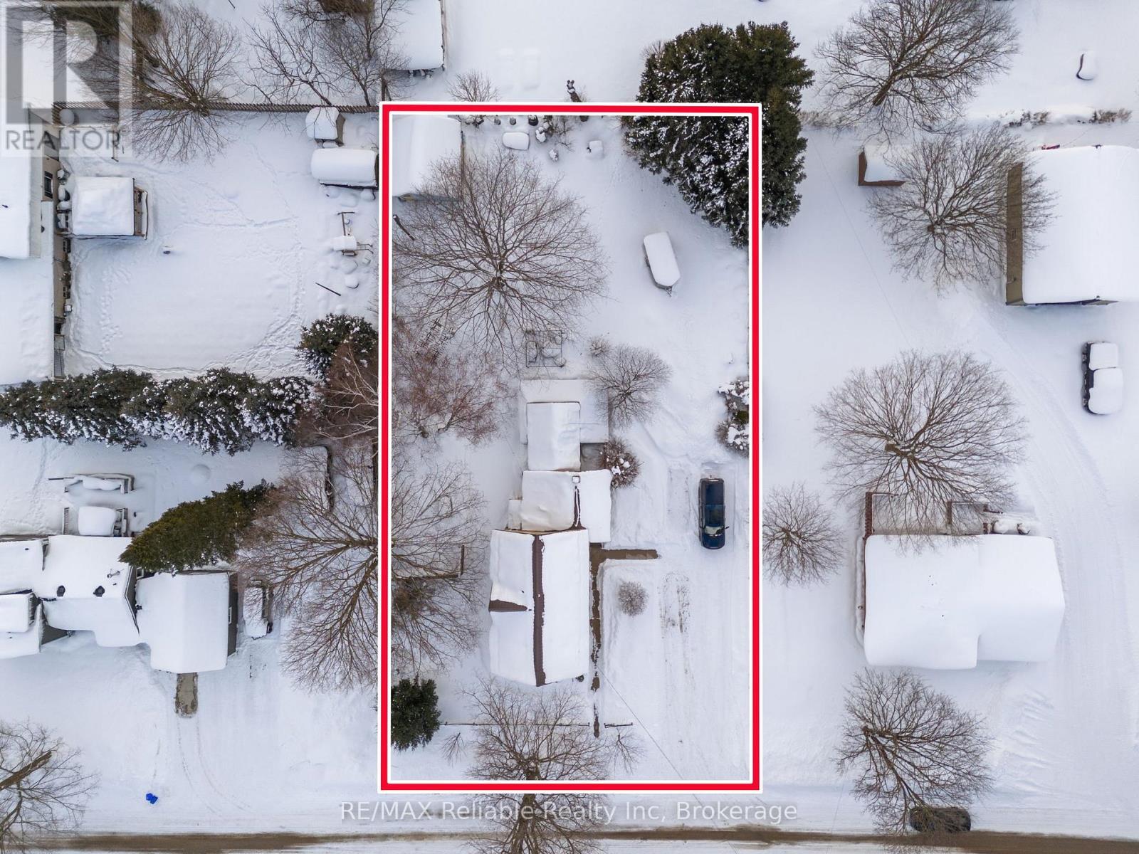 293 Drummond Street, North Huron, Ontario  N0M 1H0 - Photo 4 - X12772290