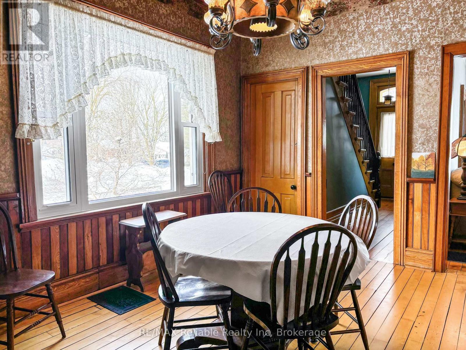 293 Drummond Street, North Huron, Ontario  N0M 1H0 - Photo 14 - X12772290