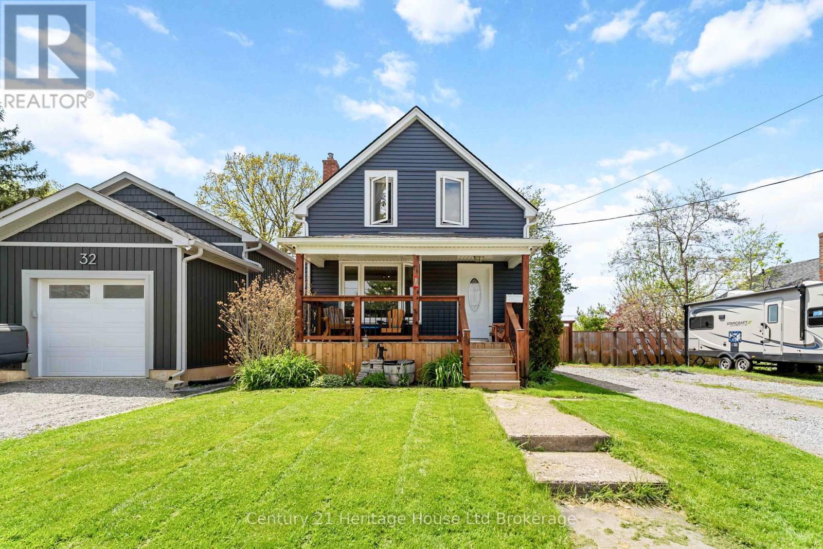 34 HUMBOLDT PARKWAY, Port Colborne, Ontario