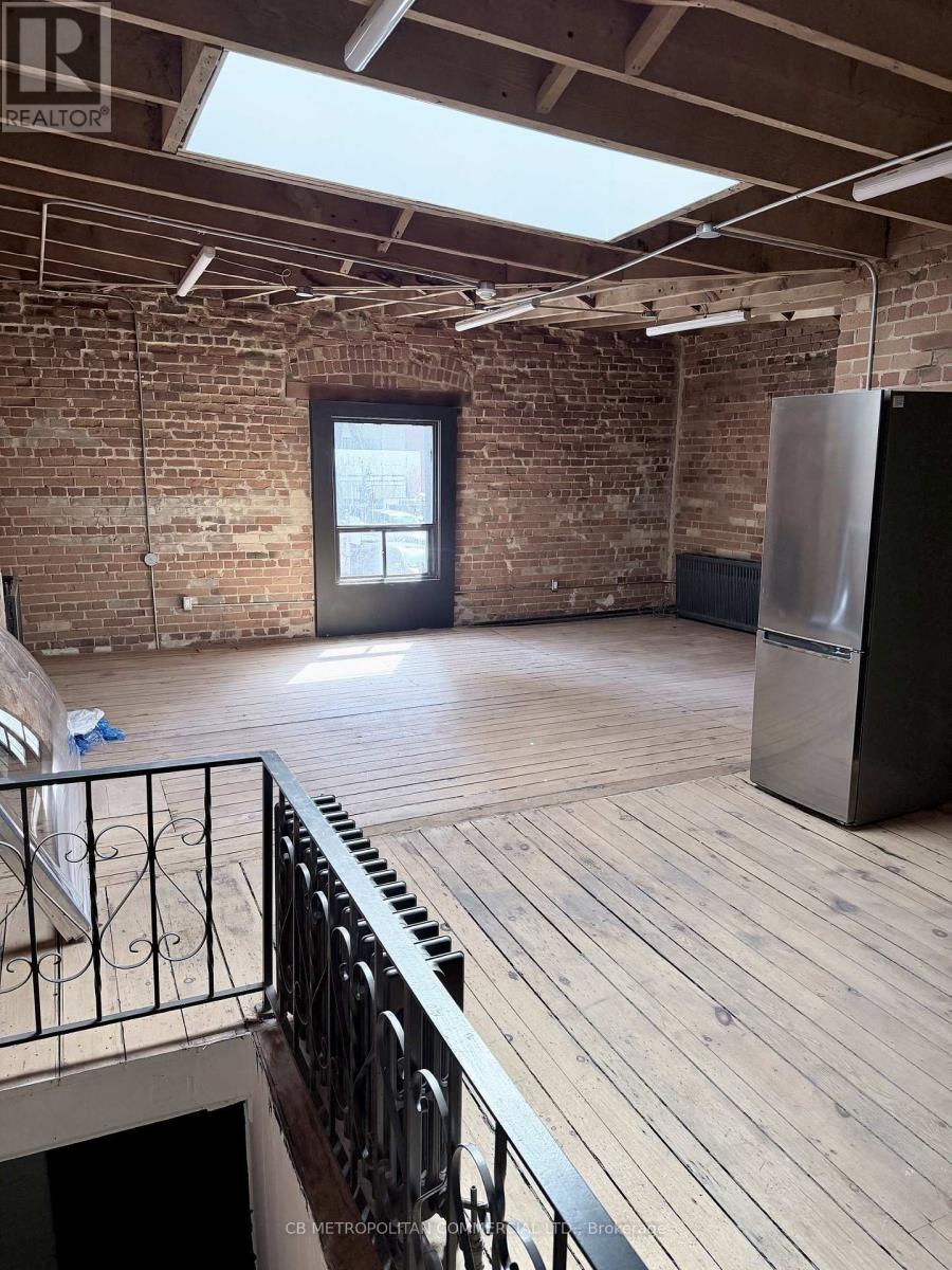 8-Rear - 531-533 Yonge Street, Toronto, Ontario M4Y 1Y5 - Photo 5 - C13053972