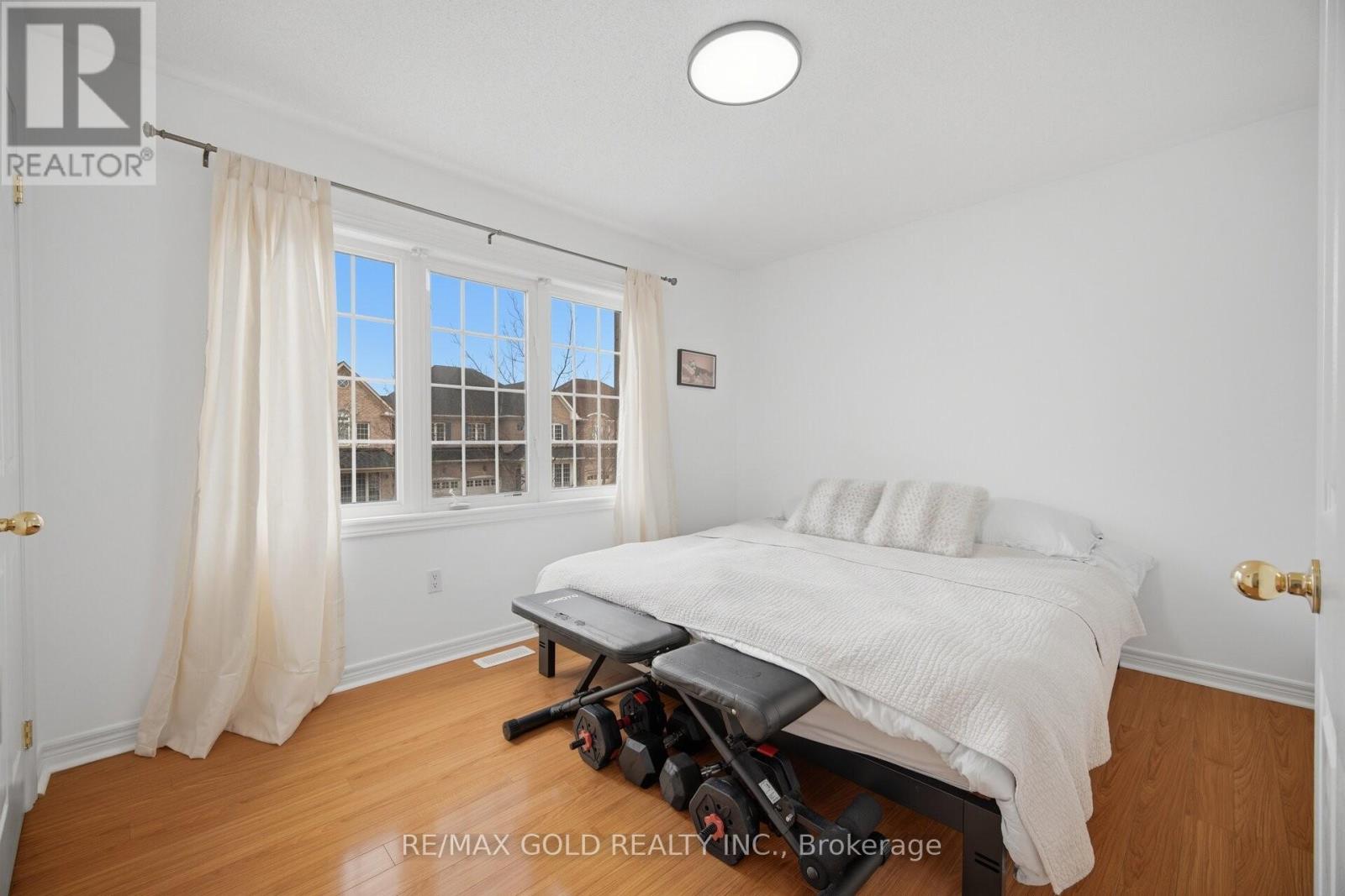 52 Watsonbrook Drive, Brampton, Ontario  L6R 0R3 - Photo 14 - W13156242