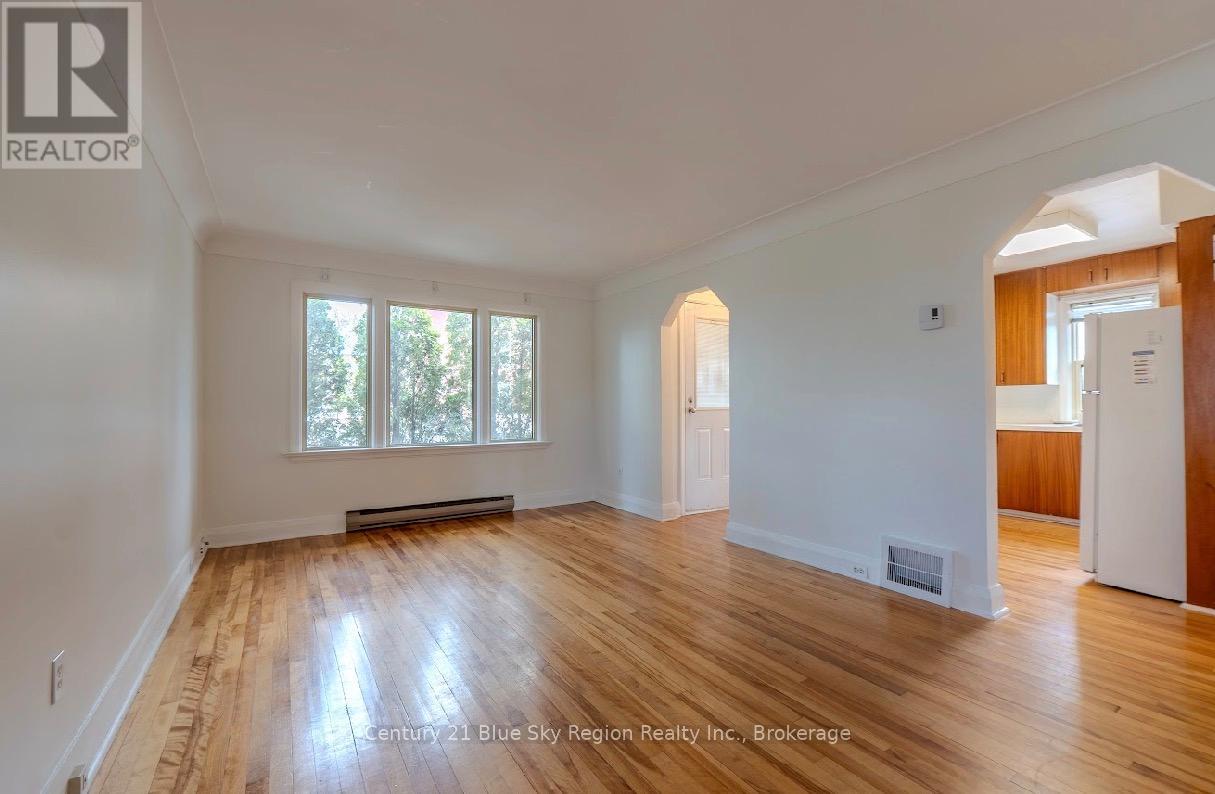 459 Fisher Street, North Bay, Ontario  P1B 2E2 - Photo 3 - X13156892