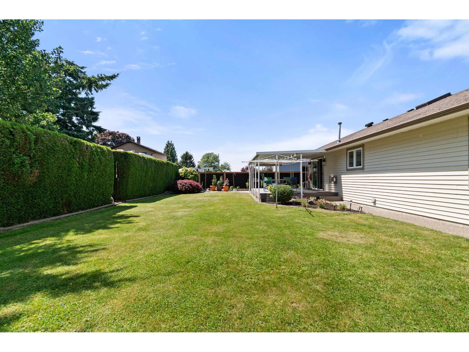 46118 Downes Avenue, Sardis East Vedder, Chilliwack, British Columbia  V2R 2Y9 - Photo 8 - R3125582
