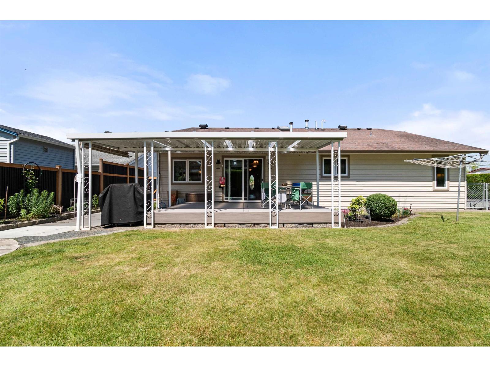 46118 Downes Avenue, Sardis East Vedder, Chilliwack, British Columbia  V2R 2Y9 - Photo 14 - R3125582