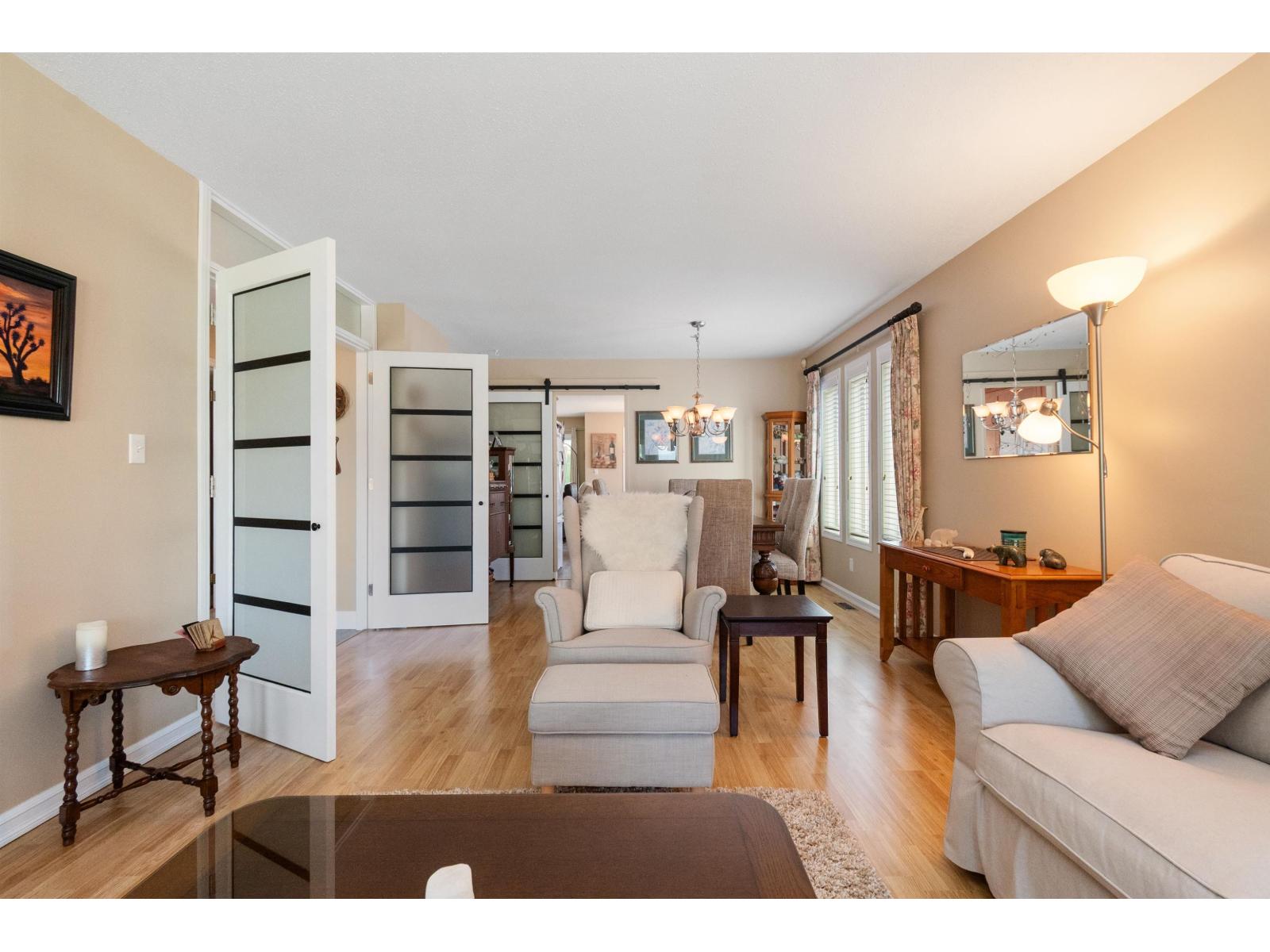 46118 Downes Avenue, Sardis East Vedder, Chilliwack, British Columbia  V2R 2Y9 - Photo 21 - R3125582