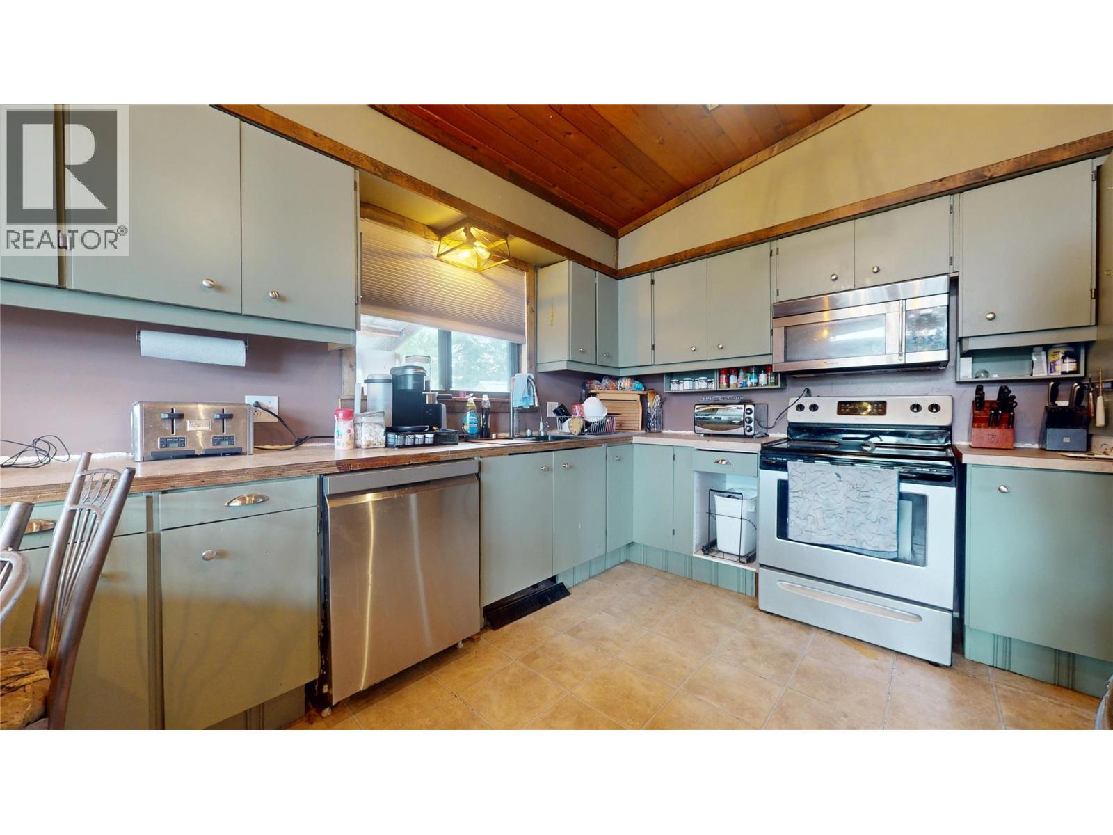 4300 Echo Field Road, Cranbrook, British Columbia  V1C 7B6 - Photo 17 - 10386943