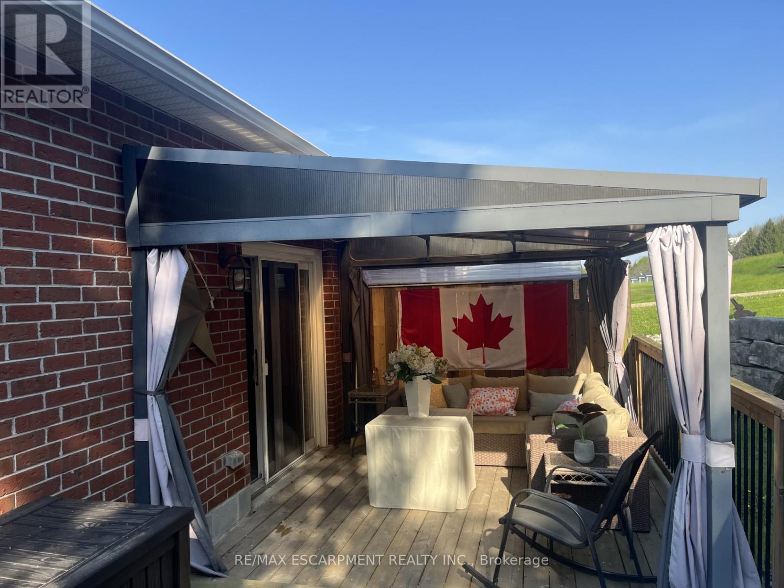 36 Bishop Sherlock Lane, Hamilton, Ontario  L9B 2S5 - Photo 18 - X12764222