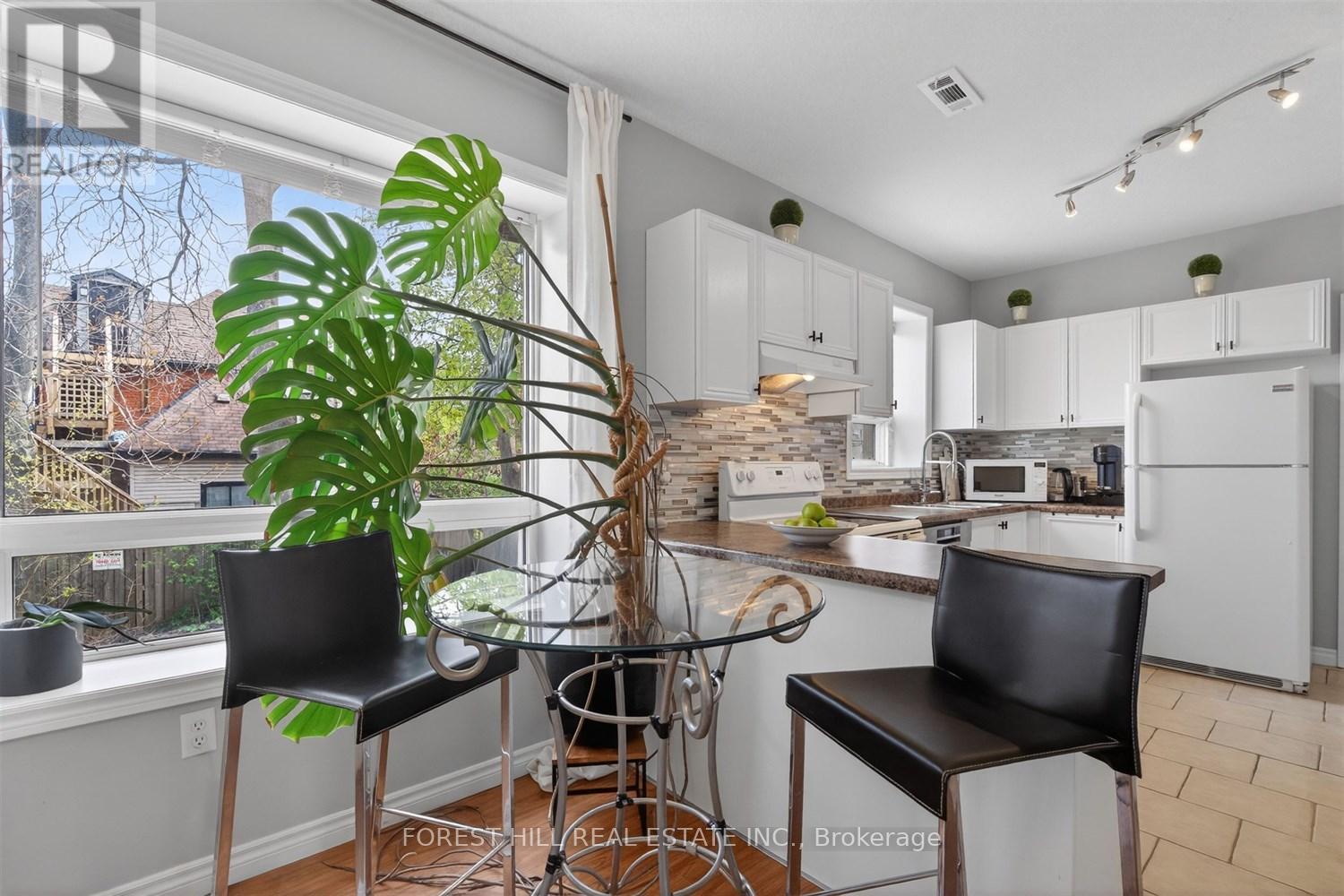 3 - 9 Sherman Avenue, Hamilton, Ontario  L8M 2P5 - Photo 5 - X13153550