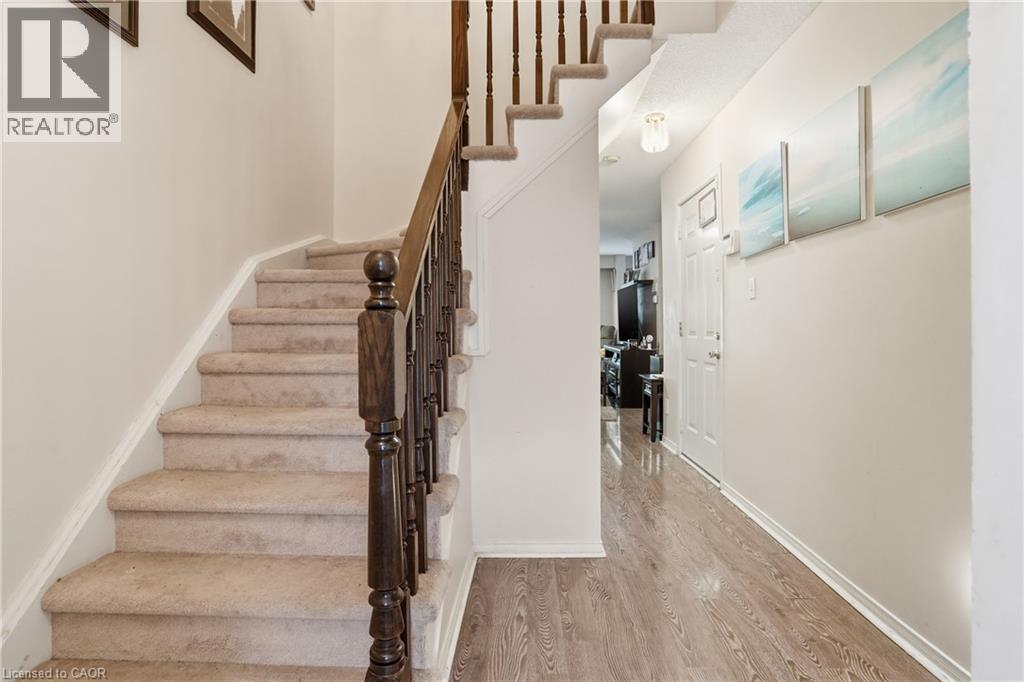 565 Rymal Road E Unit# 2, Hamilton, Ontario  L8W 3Y2 - Photo 3 - 40830417