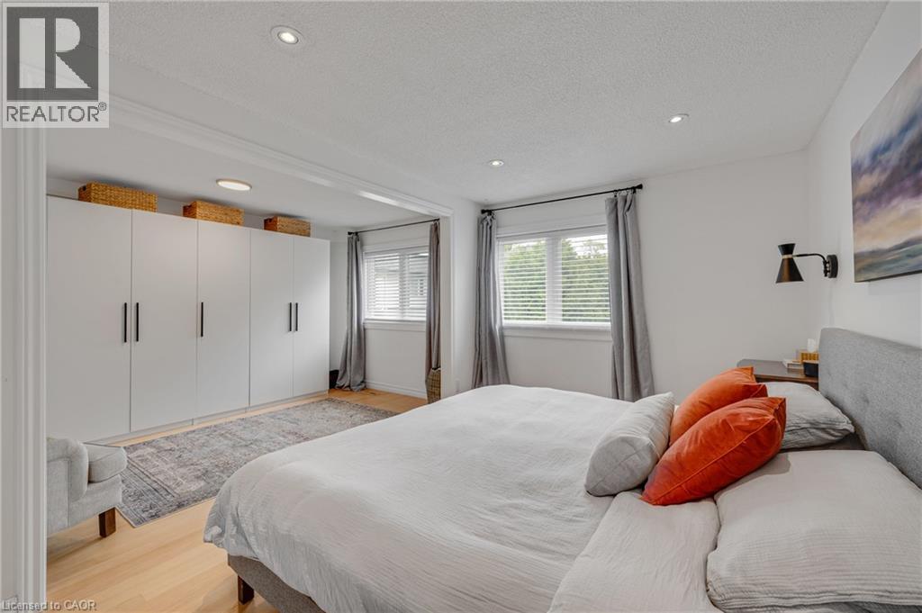 2411 Sovereign Street Unit# 6, Oakville, Ontario  L6L 1M1 - Photo 13 - 40832327