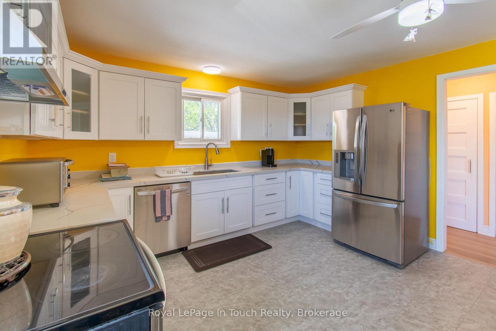 859 Cedar Point Road, Tiny, Ontario  L9M 0K2 - Photo 18 - S13156836