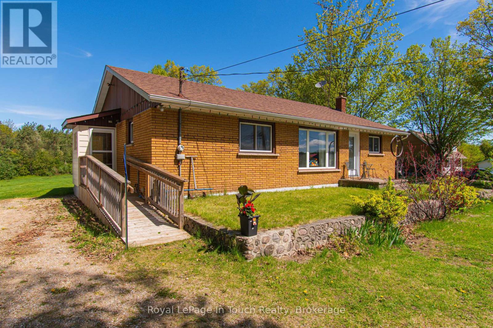 859 Cedar Point Road, Tiny, Ontario  L9M 0K2 - Photo 9 - S13156836