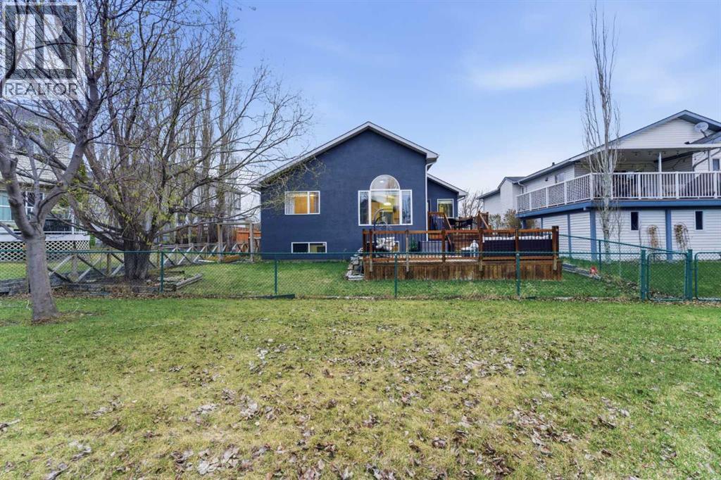 212 Cove Drive, Chestermere, Alberta  T1X 1E9 - Photo 37 - A2308468
