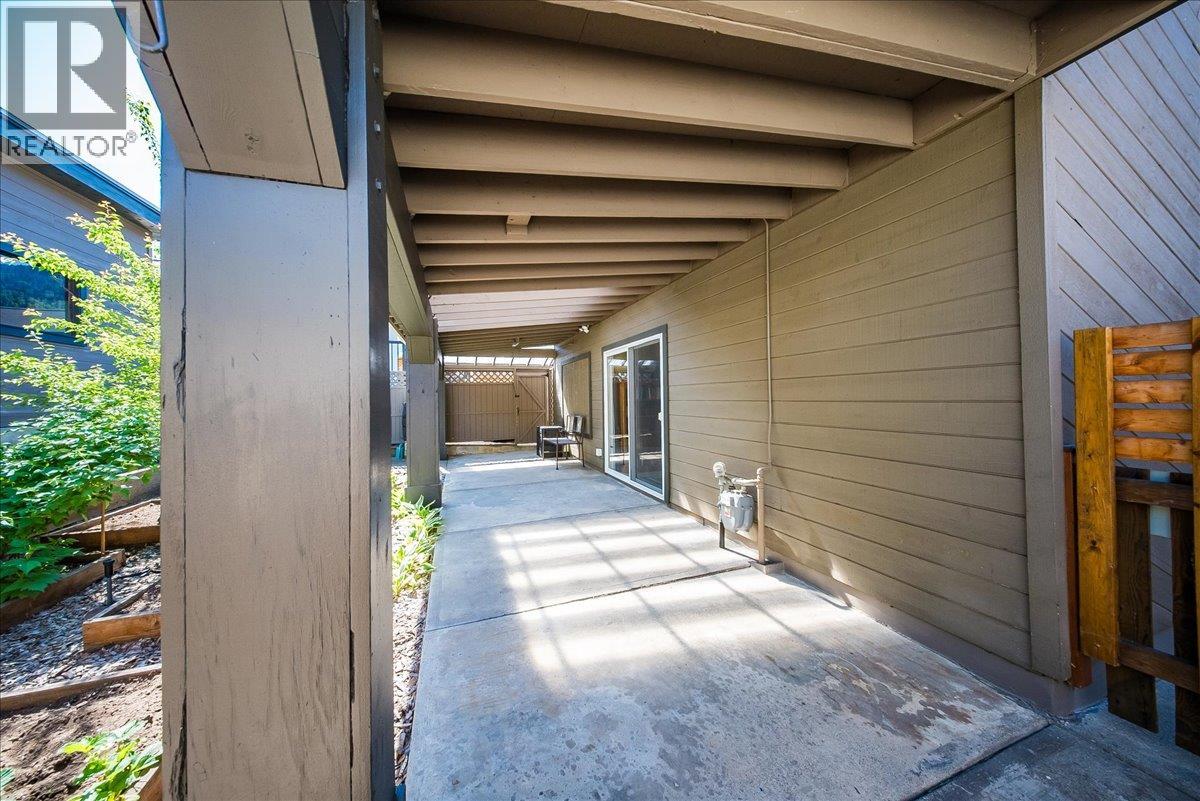 1443 Columbia Avenue, Trail, British Columbia  V1R 1J7 - Photo 46 - 10386815