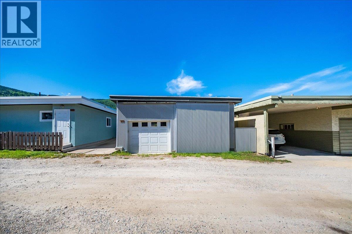 1443 Columbia Avenue, Trail, British Columbia  V1R 1J7 - Photo 49 - 10386815
