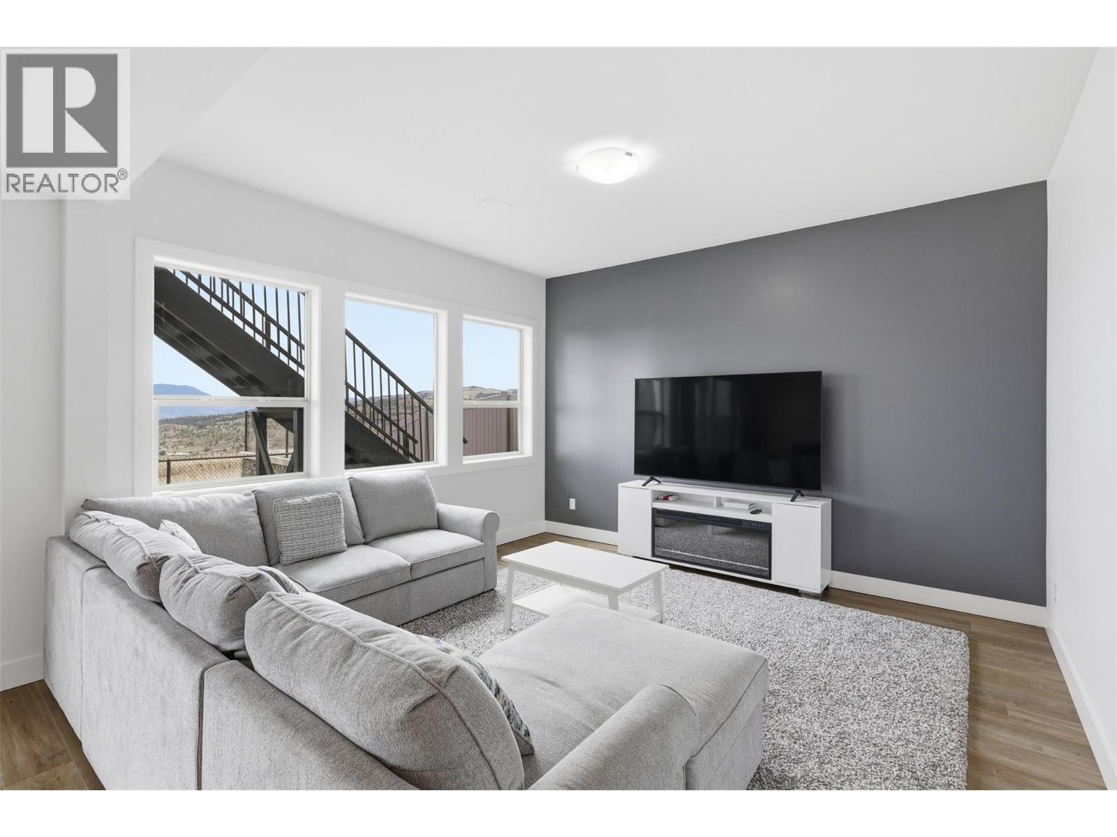464 Edinburgh Boulevard, Kamloops, British Columbia  V1S 0E6 - Photo 46 - 10388031