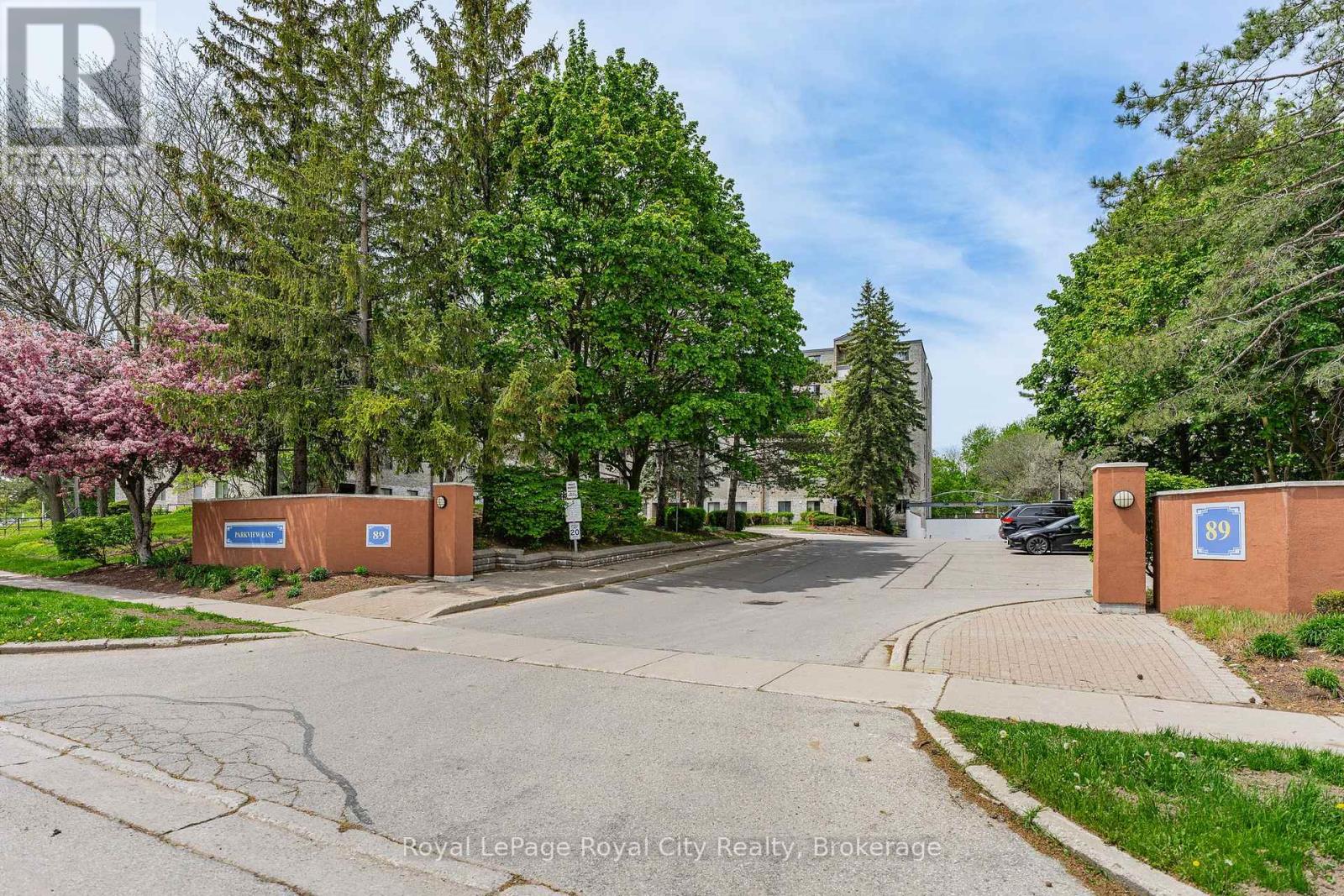 407 - 89 Westwood Road, Guelph, Ontario  N1H 7J6 - Photo 1 - X13156854