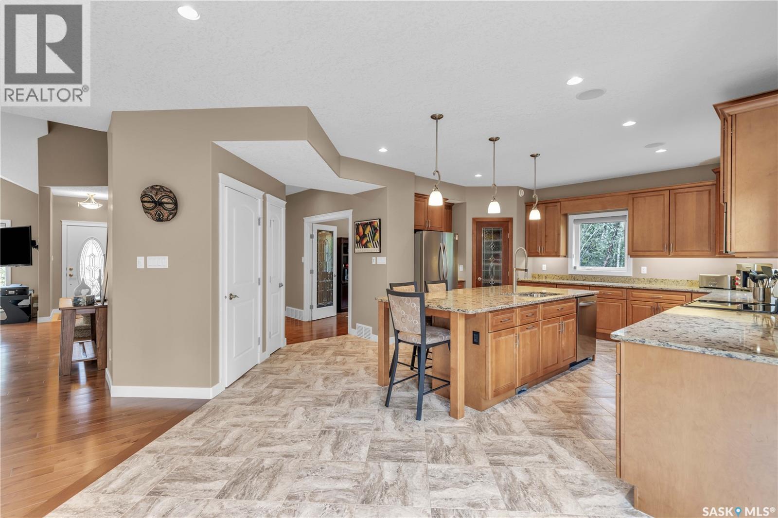 #26 Estates Drive, Elk Ridge, Saskatchewan  S0J 2Y0 - Photo 6 - SK036722