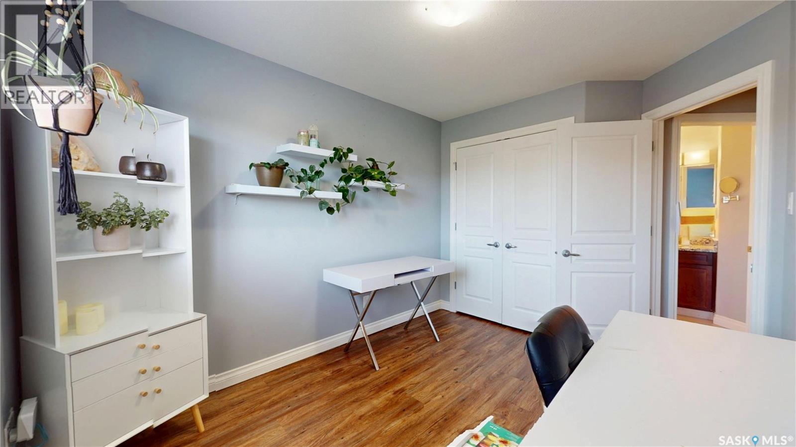 5053 Watson Way, Regina, Saskatchewan  S4X 4S9 - Photo 24 - SK036680
