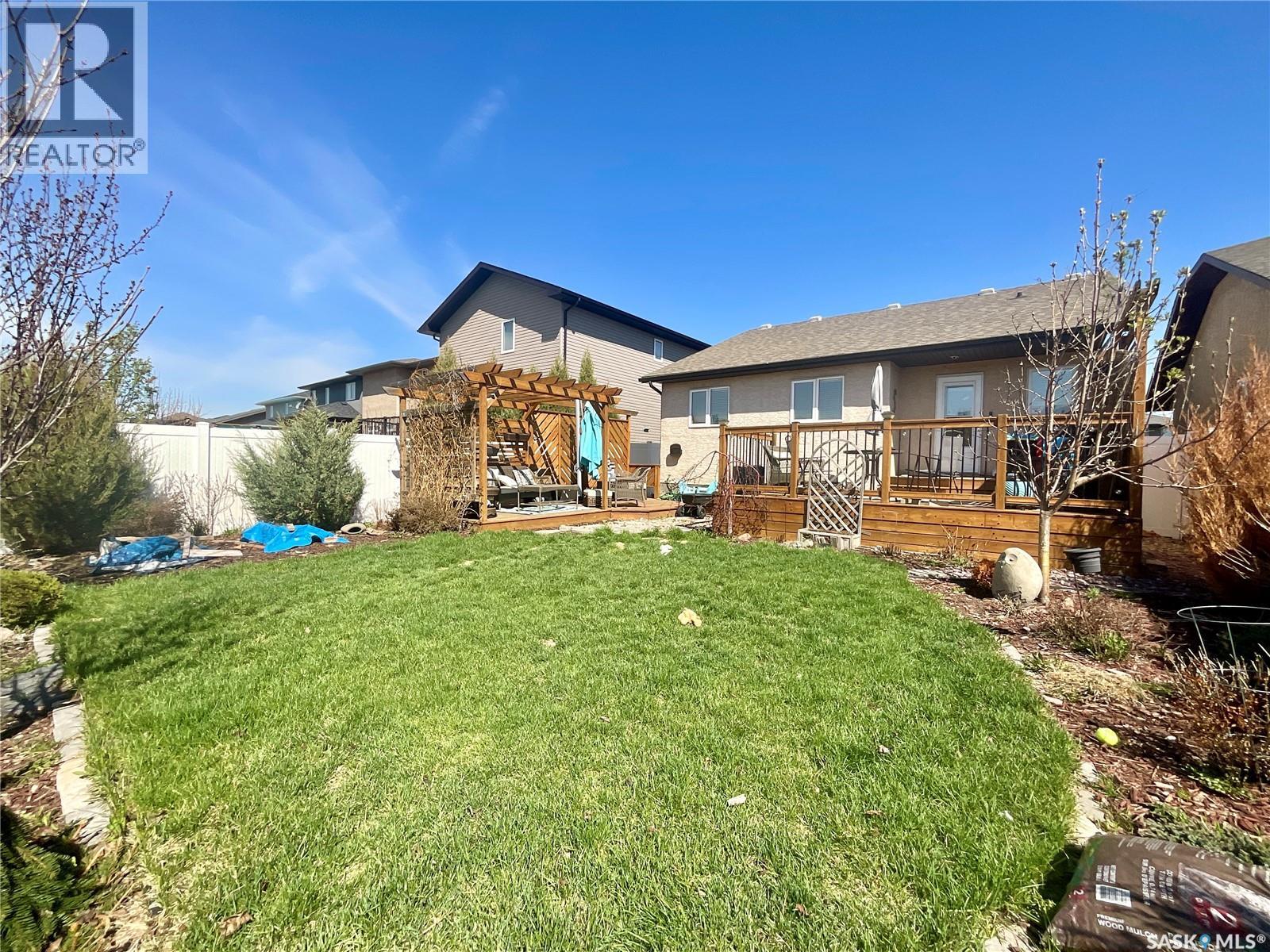 5053 Watson Way, Regina, Saskatchewan  S4X 4S9 - Photo 47 - SK036680