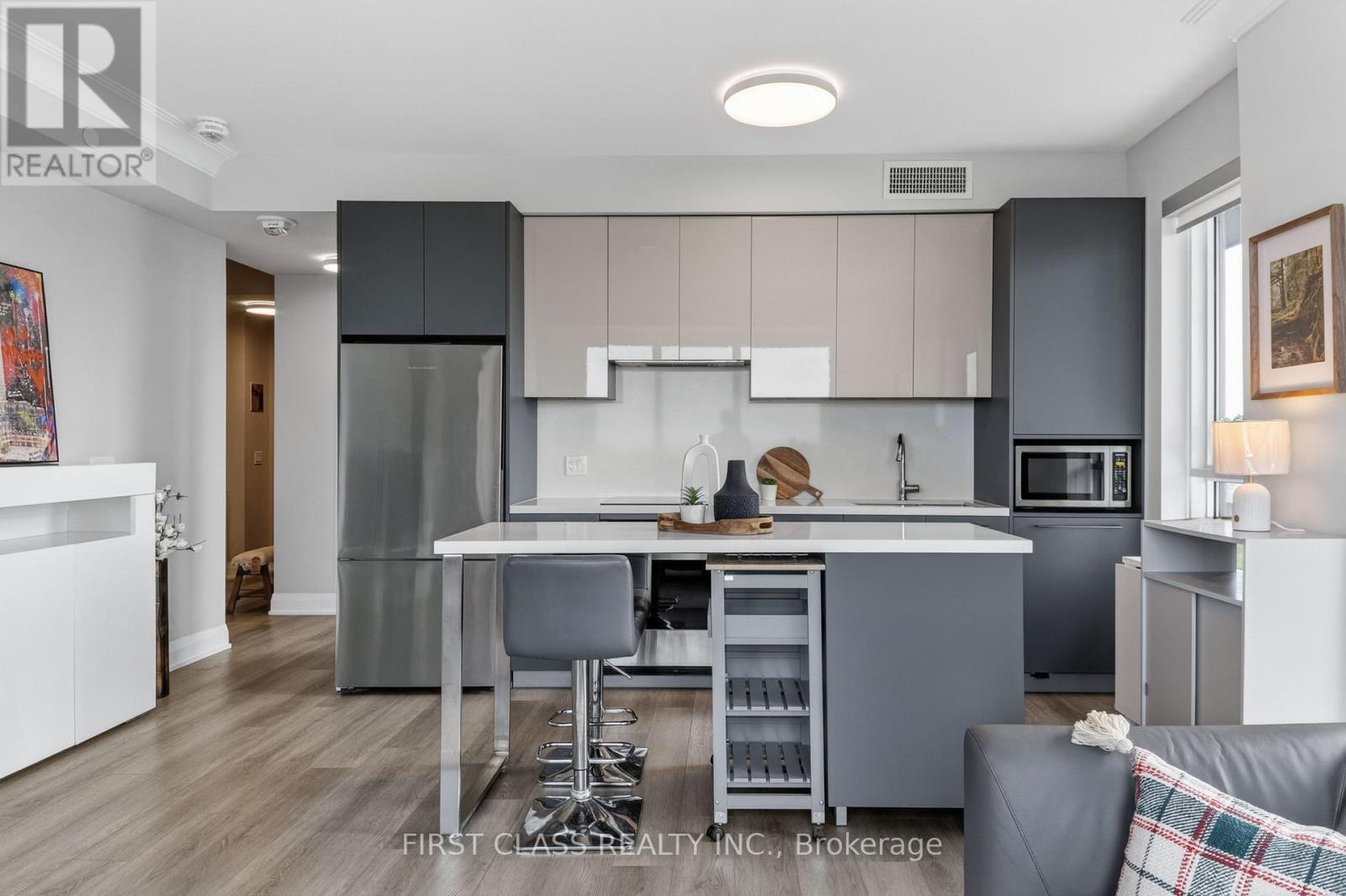 2805 - 18 Water  Walk Drive, Markham, Ontario  L3R 6L5 - Photo 13 - N13153114
