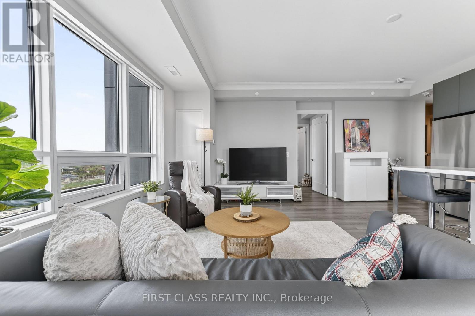 2805 - 18 Water  Walk Drive, Markham, Ontario  L3R 6L5 - Photo 8 - N13153114