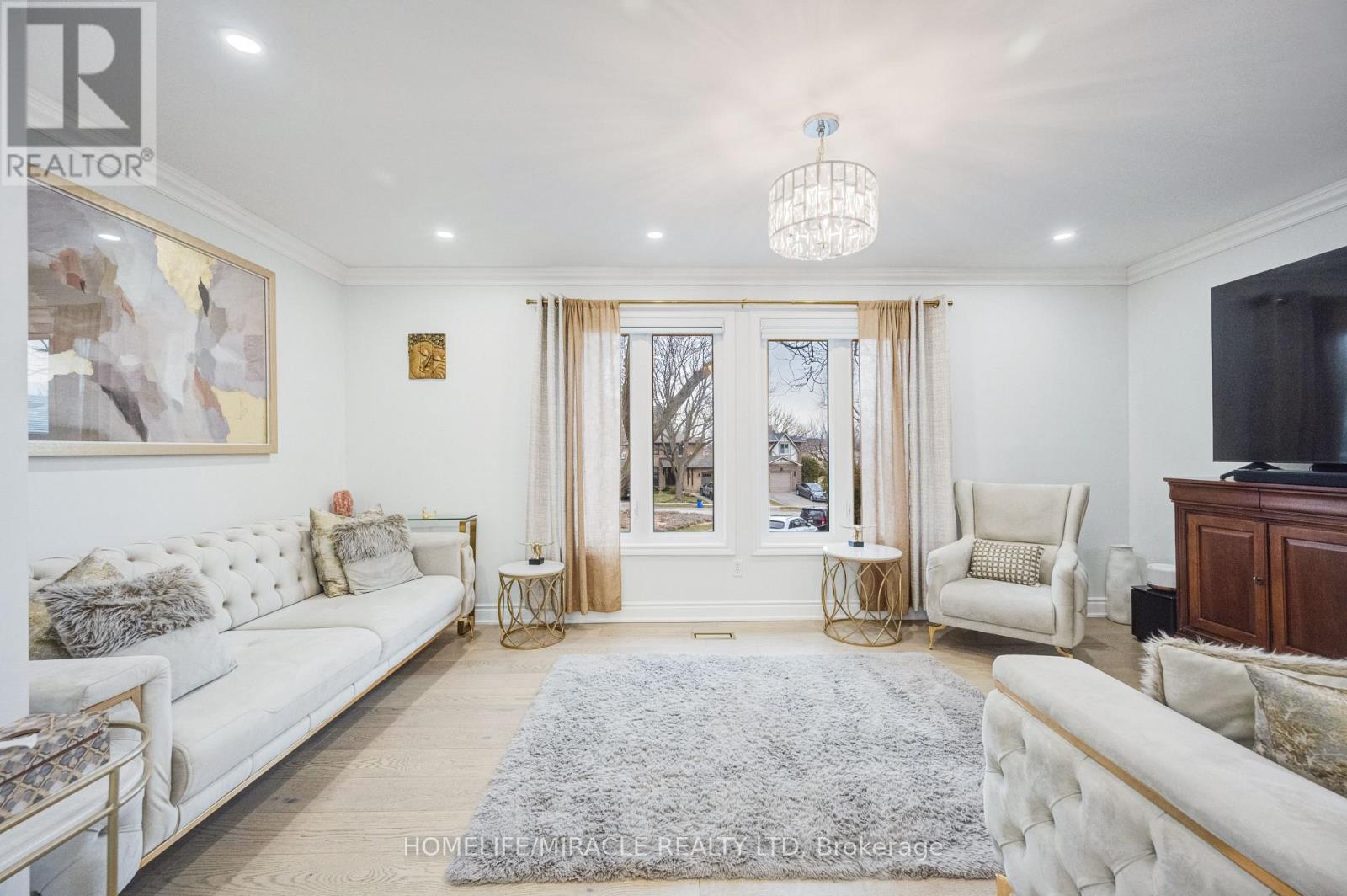 204 Sheraton Court, Oakville, Ontario  L6L 5N3 - Photo 9 - W13130654