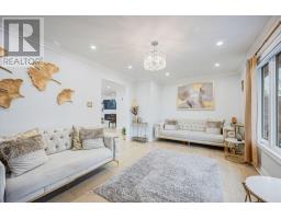 204 SHERATON COURT, Oakville, Ontario
