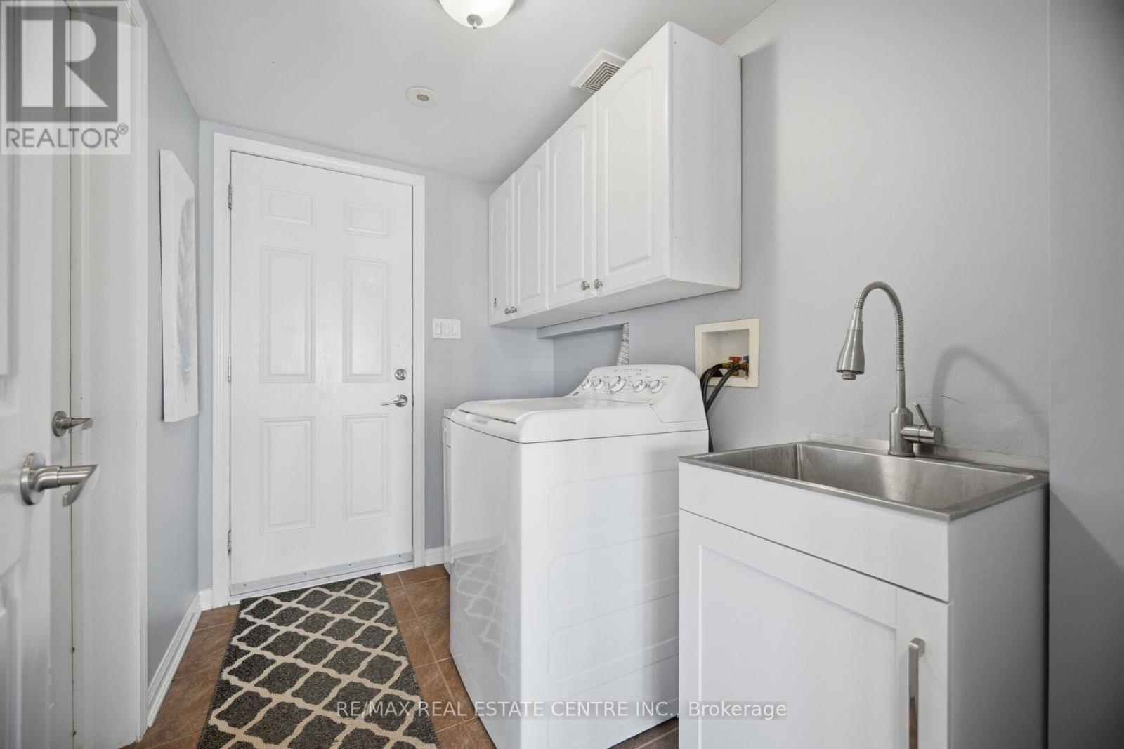 680 Mceastern Path, Milton, Ontario  L9T 0G4 - Photo 11 - W13153598