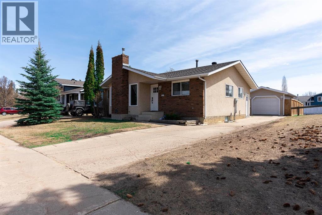 209 Woodland Drive, Fort McMurray, Alberta