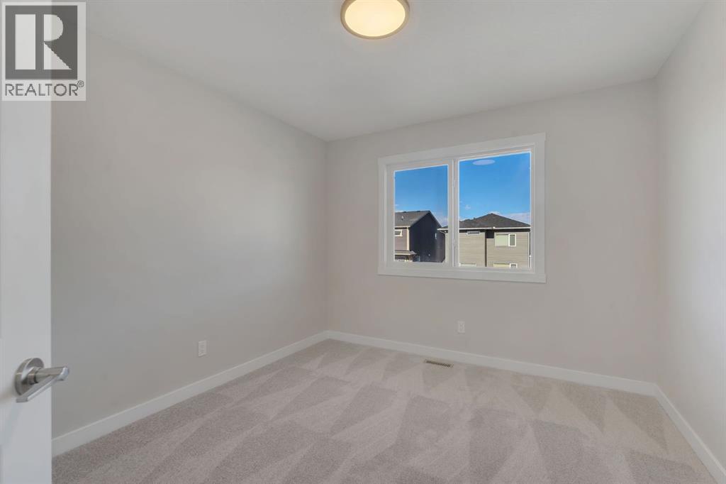11 Fireside Common, Cochrane, Alberta  T4C 3E1 - Photo 38 - A2291699