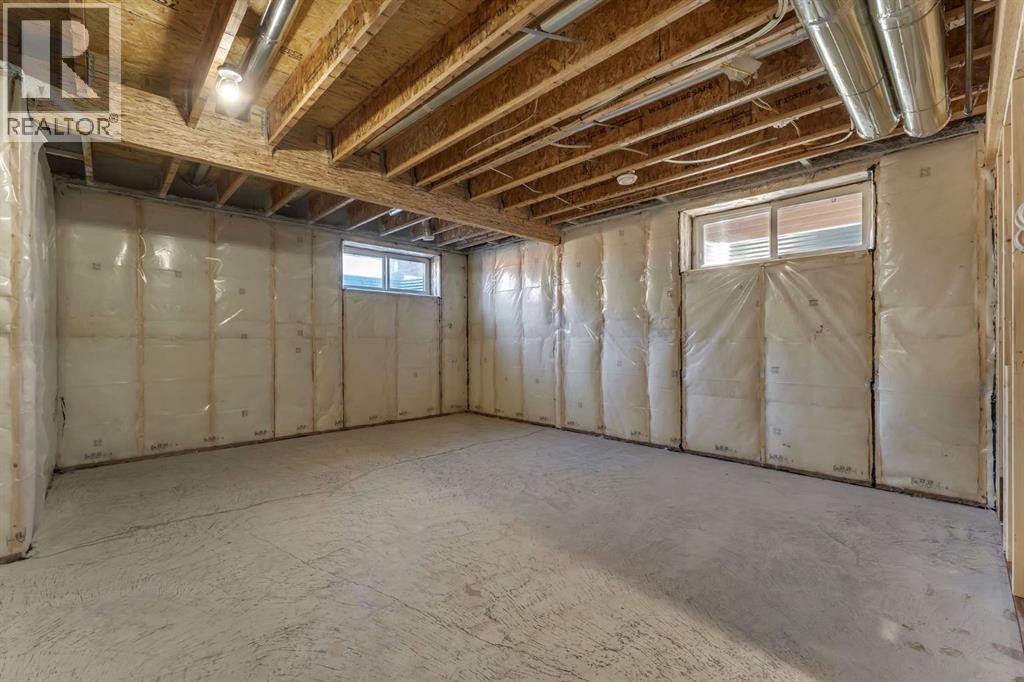 11 Fireside Common, Cochrane, Alberta  T4C 3E1 - Photo 40 - A2291699