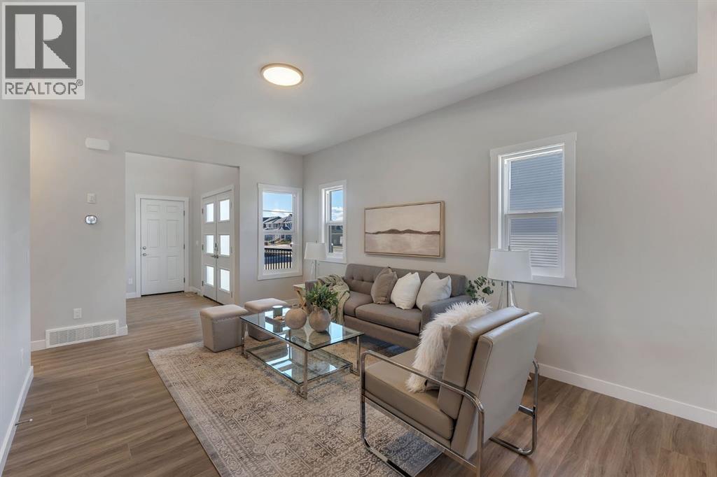 11 Fireside Common, Cochrane, Alberta  T4C 3E1 - Photo 8 - A2291699